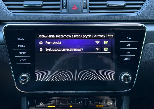 Skoda Superb cena 124900 przebieg: 152549, rok produkcji 2020 z Tarnogród małe 742